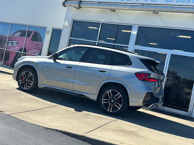 Used 2025 BMW X1 xDrive28i w/ Premium Package AWD/4WD image 6