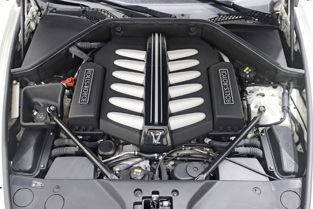 Used 2016 Rolls-Royce Ghost RWD image 44