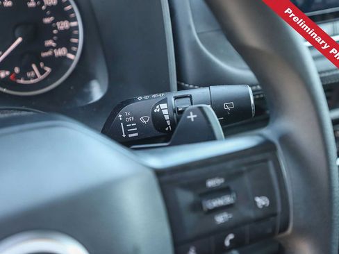Used 2025 Nissan Rogue S FWD image 21