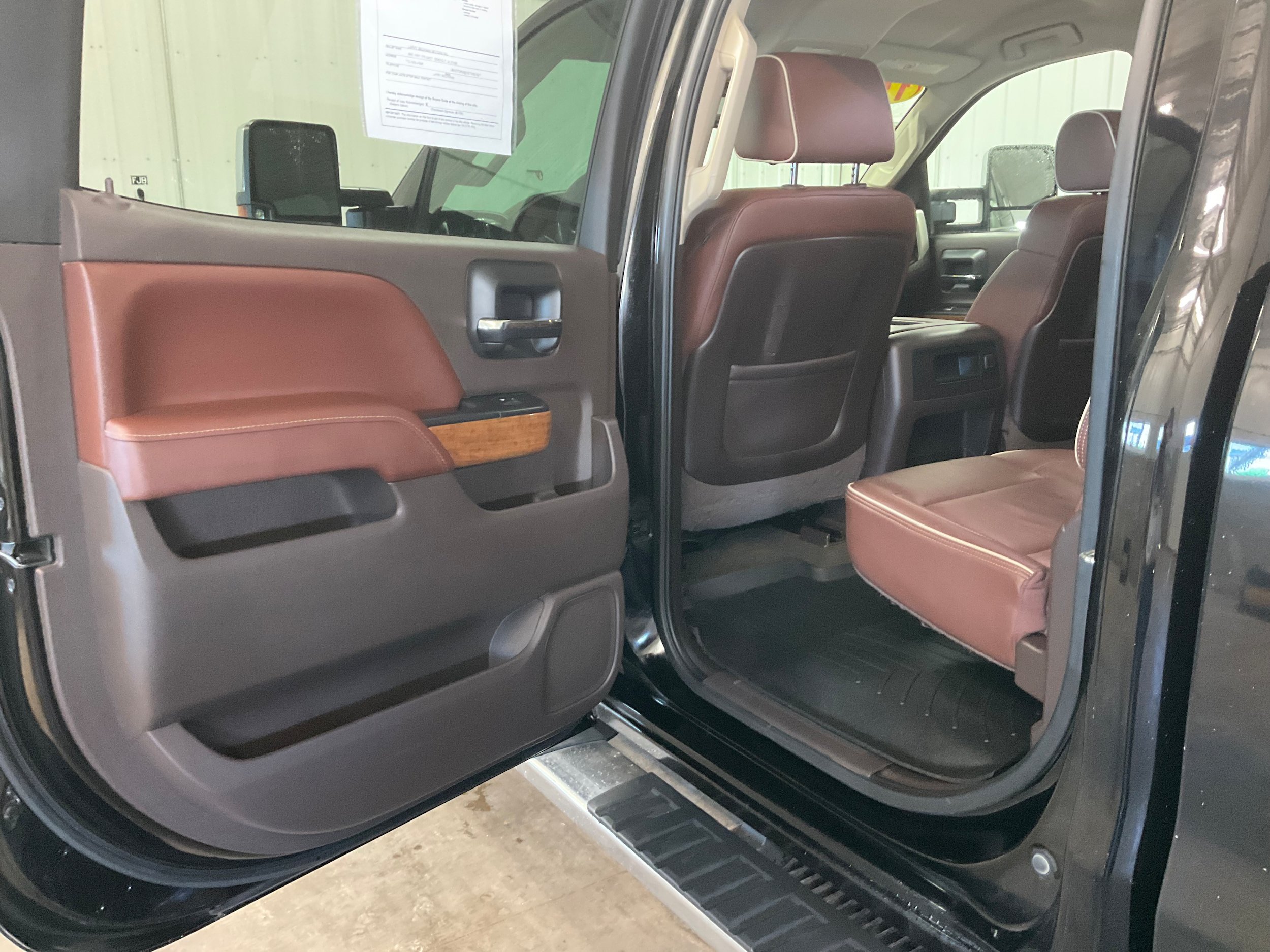 Used 2015 Chevrolet Silverado 2500 High Country w/ Duramax Plus Package AWD/4WD image 17