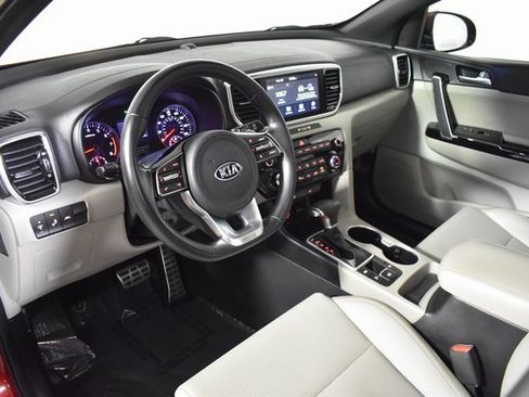Used 2020 Kia Sportage S w/ S Premium Package image 13