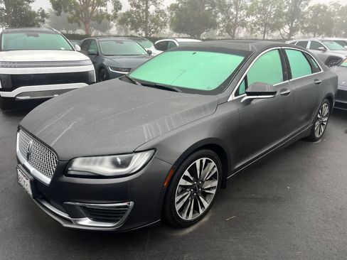 Used 2018 Lincoln MKZ Reserve image 1