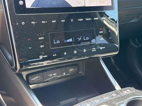 Certified 2023 Hyundai Tucson Limited AWD/4WD image 7