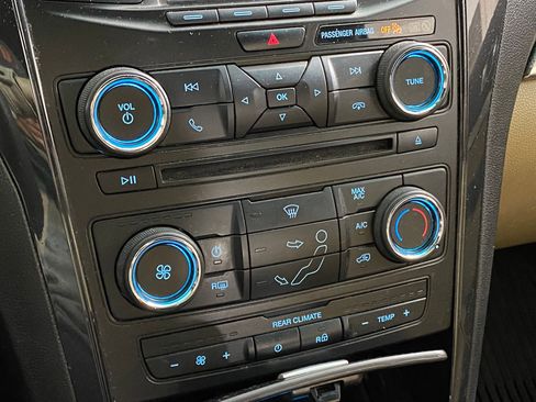 Used 2016 Ford Explorer 4WD image 18