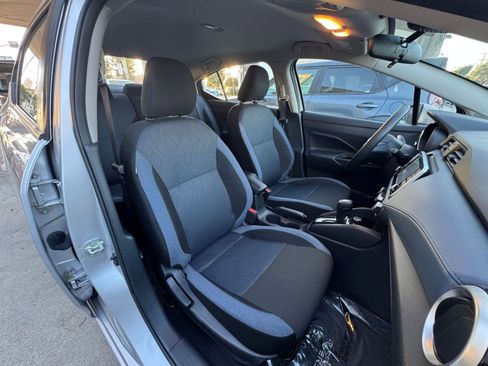 Used 2025 Nissan Versa SV image 35
