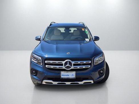 Used 2022 Mercedes-Benz GLB 250 image 2