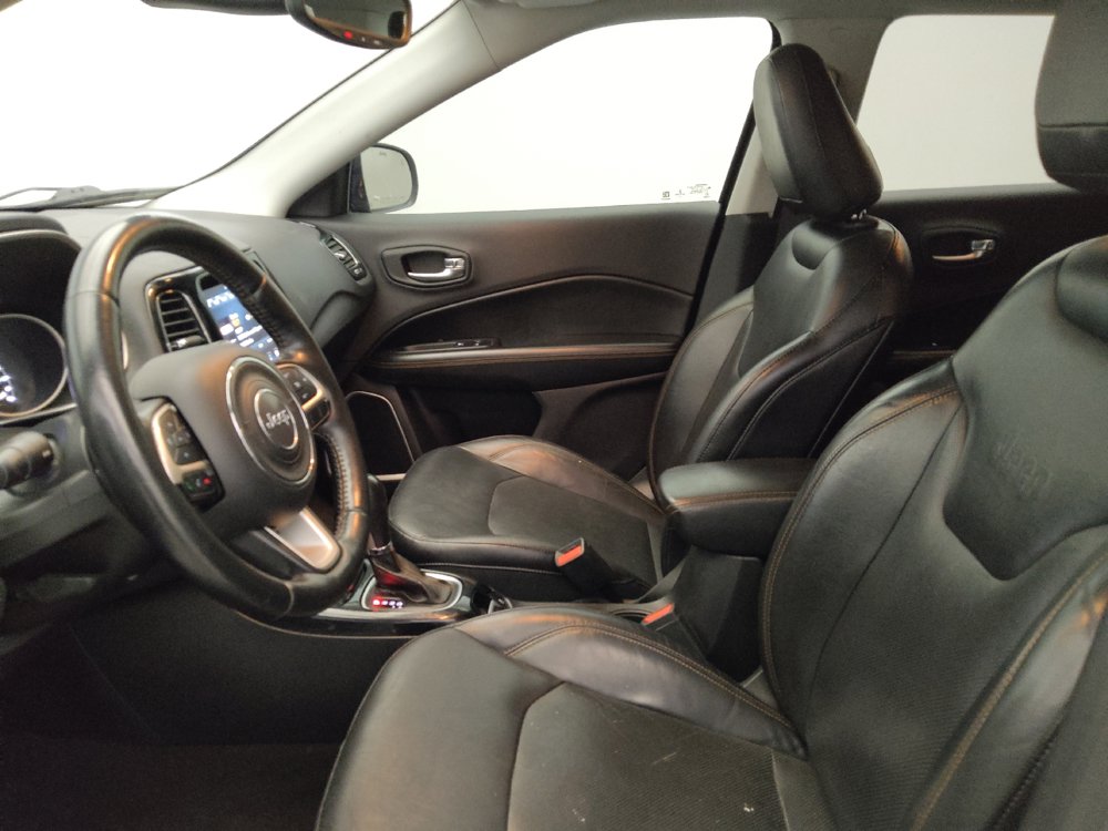 Used 2017 Jeep Compass Limited w/ Navigation Group AWD/4WD image 17