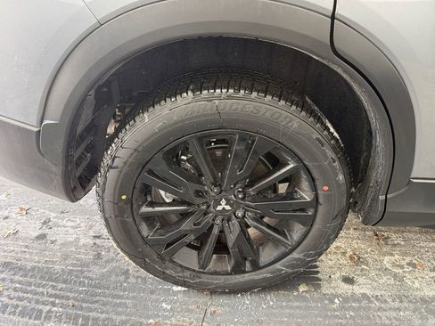 New 2026 Mitsubishi Eclipse Cross Black Edition image 34