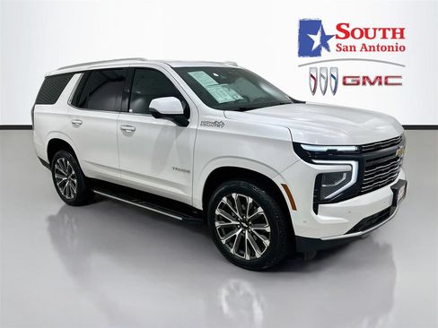 Used 2025 Chevrolet Tahoe High Country AWD/4WD image 1