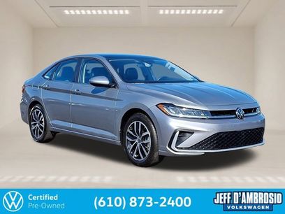 Certified 2025 Volkswagen Jetta SE