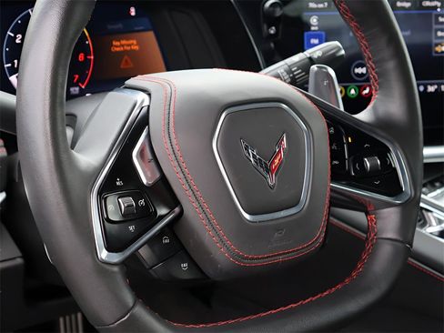 Used 2022 Chevrolet Corvette Stingray Premium Cpe w/ Z51 Performance Package image 18