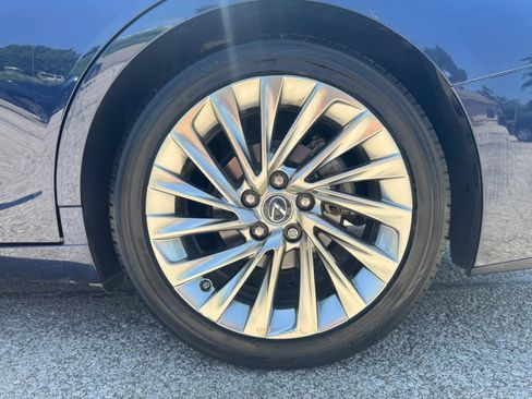 Used 2019 Lexus ES 350 w/ Accessory Package FWD image 32