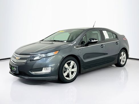 Used 2013 Chevrolet Volt FWD image 3