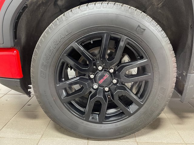 Used 2024 GMC Sierra 1500 Elevation w/ Preferred Package AWD/4WD image 7