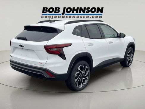 New 2026 Chevrolet Trax RS image 3