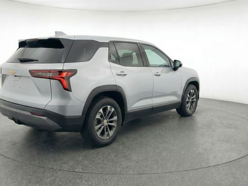 Used 2025 Chevrolet Equinox LT image 9