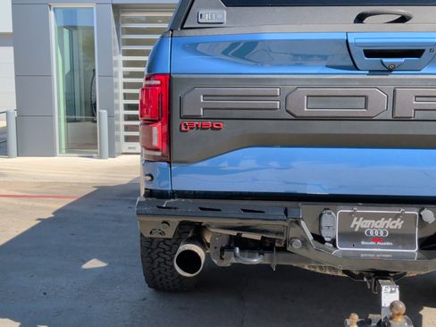 Used 2019 Ford F150 Raptor w/ Equipment Group 802A Luxury image 10