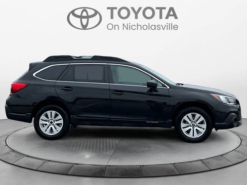 Used 2018 Subaru Outback 2.5i image 7