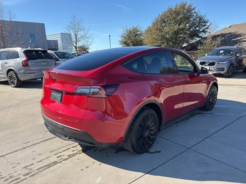 Used 2023 Tesla Model Y Long Range image 5