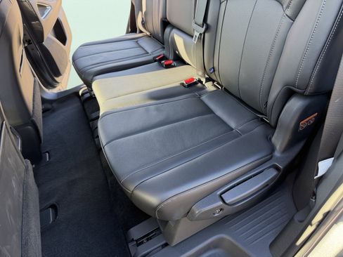 Used 2025 INFINITI QX60 Luxe image 29