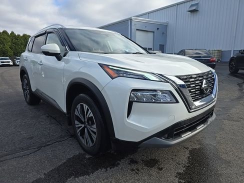 Used 2021 Nissan Rogue SV w/ Premium Package image 1