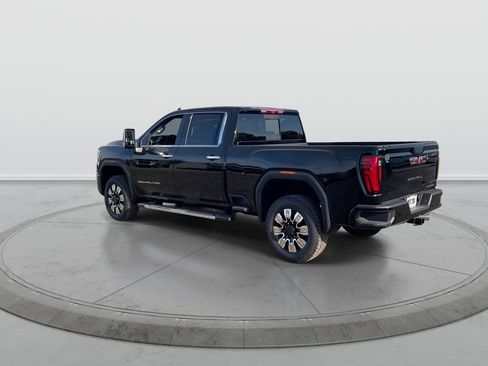 New 2026 GMC Sierra 2500 Denali w/ Technology Package AWD/4WD image 6