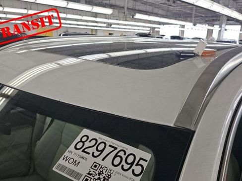 Used 2024 Volvo XC90 B6 Plus w/ Protection Package Premier image 11