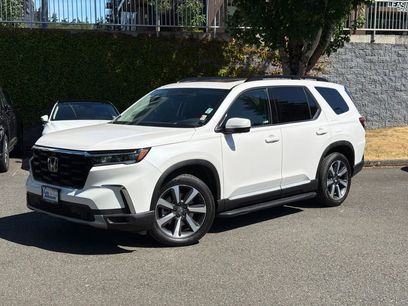 Used 2025 Honda Pilot Elite