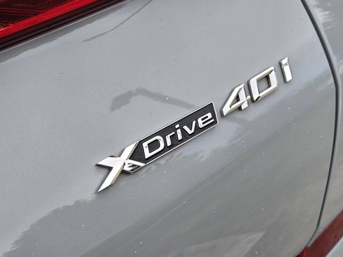 Used 2024 BMW X6 xDrive40i w/ Executive Package AWD/4WD image 13