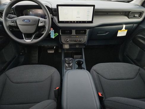 New 2025 Ford Maverick XL image 5