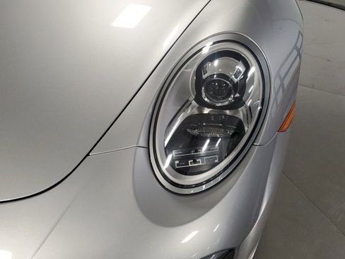 Used 2018 Porsche 911 Carrera image 28