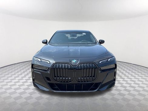 New 2026 BMW i7 xDrive60 AWD/4WD image 2