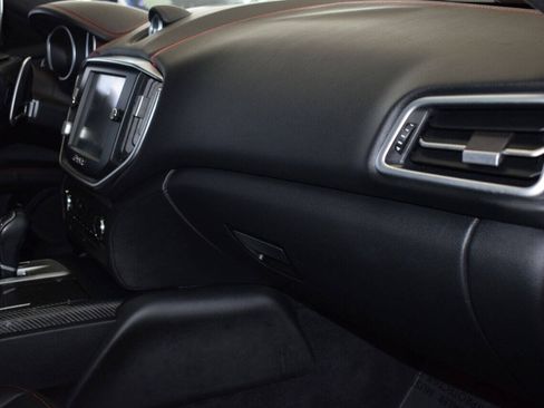 Used 2016 Maserati Ghibli S RWD image 20