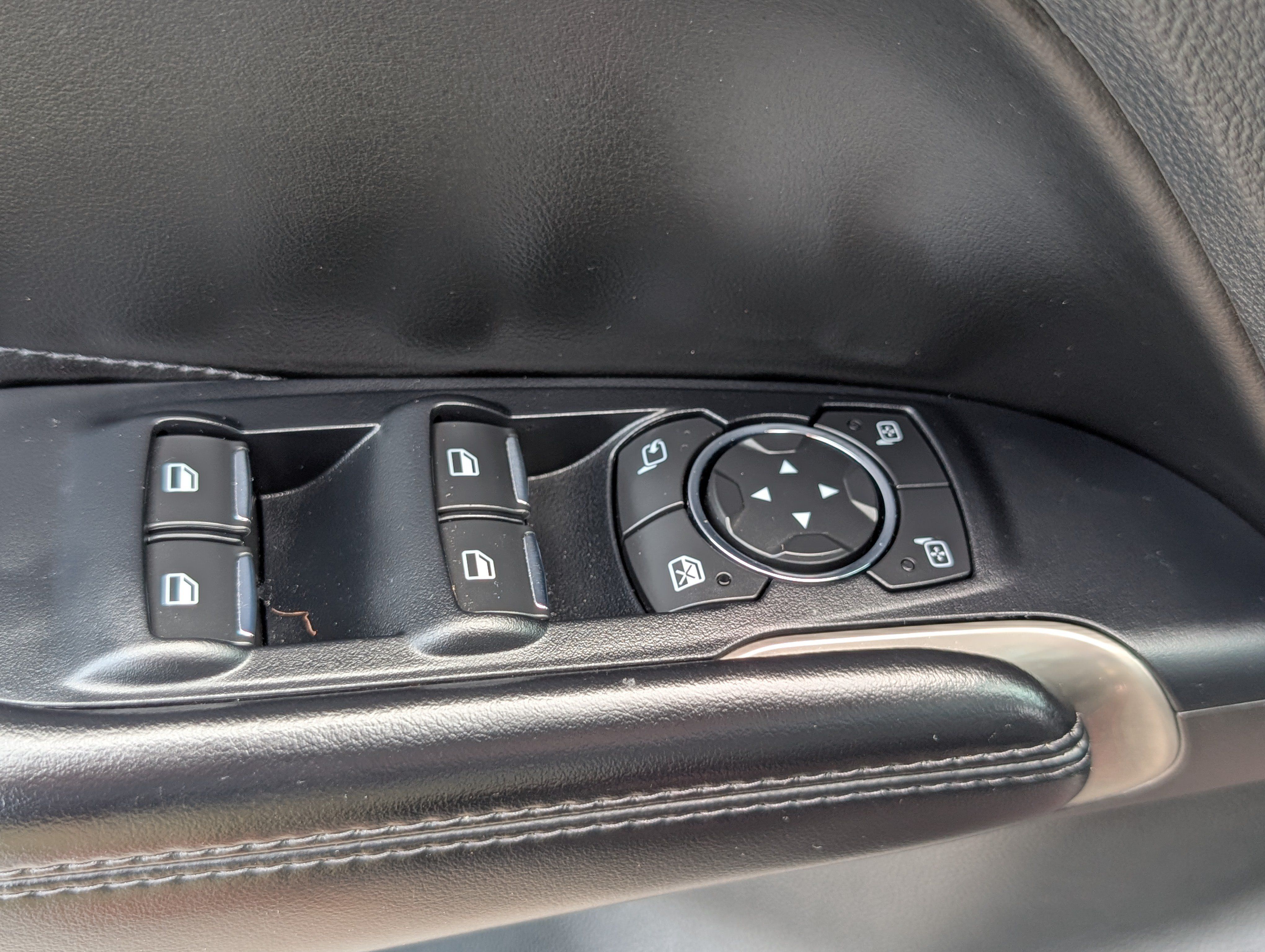 Used 2017 Lincoln MKC Reserve w/ Lincoln MKC Climate Package AWD/4WD image 16