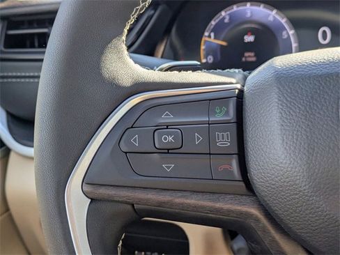 New 2026 Jeep Grand Cherokee Limited w/ Luxury Tech Group II image 17