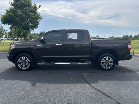 Used 2019 Toyota Tundra Platinum AWD/4WD image 6
