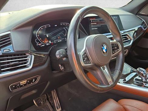 Used 2021 BMW X5 xDrive40i w/ M Sport Package image 10