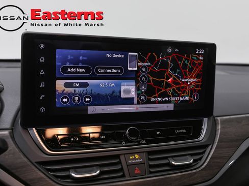 Used 2024 Nissan Altima 2.5 SL AWD/4WD image 18