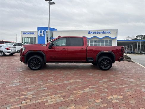 Used 2024 GMC Sierra 2500 AT4 w/ AT4 Premium Plus Package image 33