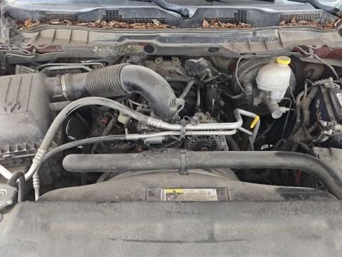Used 2013 RAM 1500 Classic SLT w/ Remote Start & Security Group AWD/4WD image 10