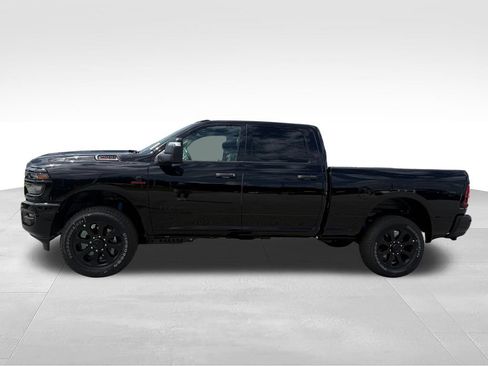 New 2026 RAM 2500 Big Horn AWD/4WD image 3