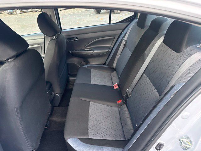 Used 2025 Nissan Versa SV FWD image 15