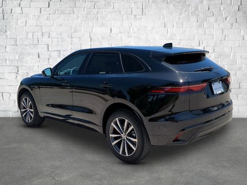 New 2026 Jaguar F-PACE R-Dynamic S image 4