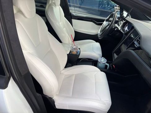 Used 2018 Tesla Model X P100D image 10