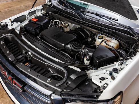 Used 2024 GMC Yukon AT4 w/ AT4 Premium Plus Package image 41