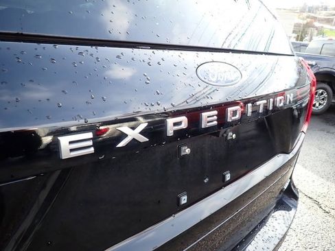 Used 2025 Ford Expedition Max Platinum image 6