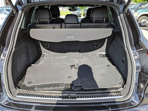 Used 2016 Porsche Cayenne Turbo S image 33
