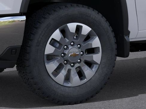 New 2026 Chevrolet Silverado 2500 LT AWD/4WD image 9