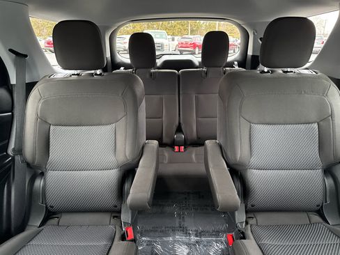 Used 2023 Ford Explorer XLT image 15