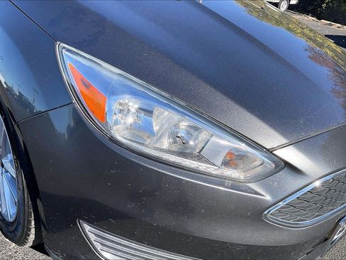 Used 2018 Ford Focus SE image 27